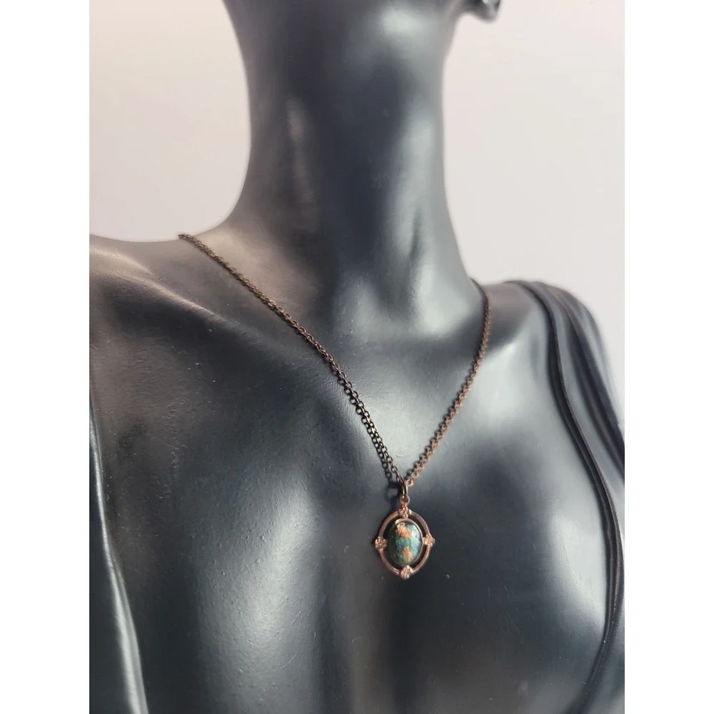 Vintage Cabochon Pendant‎ Necklace Gold Tone Southwest Style Oval Blue